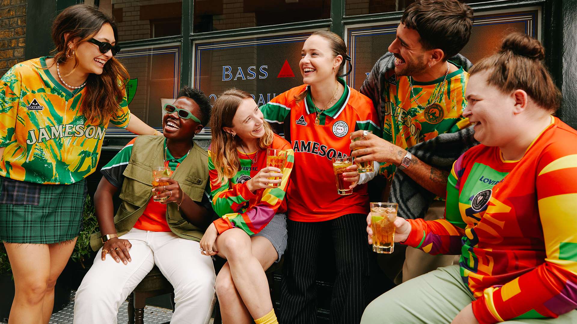 继续发光发 继续发光发